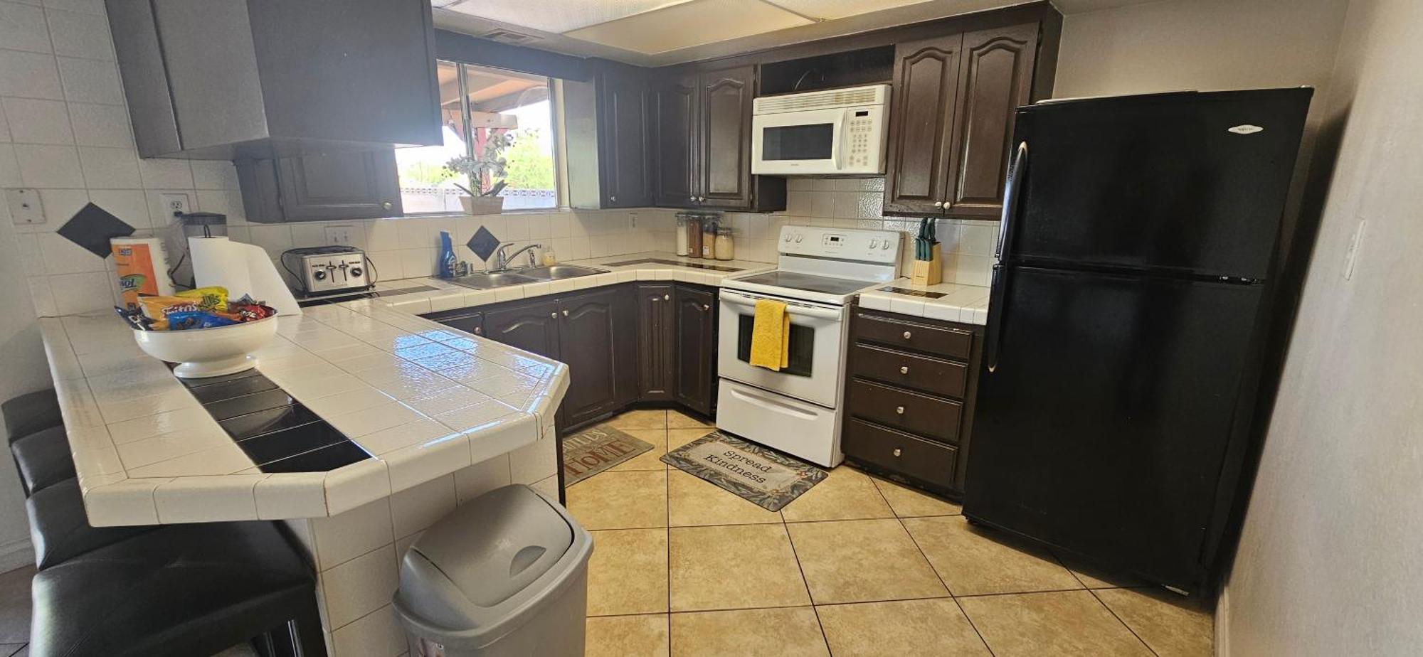 Ranch Sleeps 16ppl Holiday home *