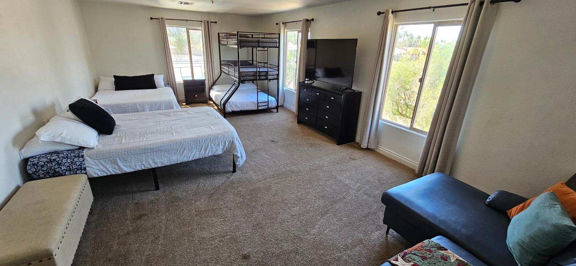 Ranch Sleeps 16ppl Holiday home Las Vegas